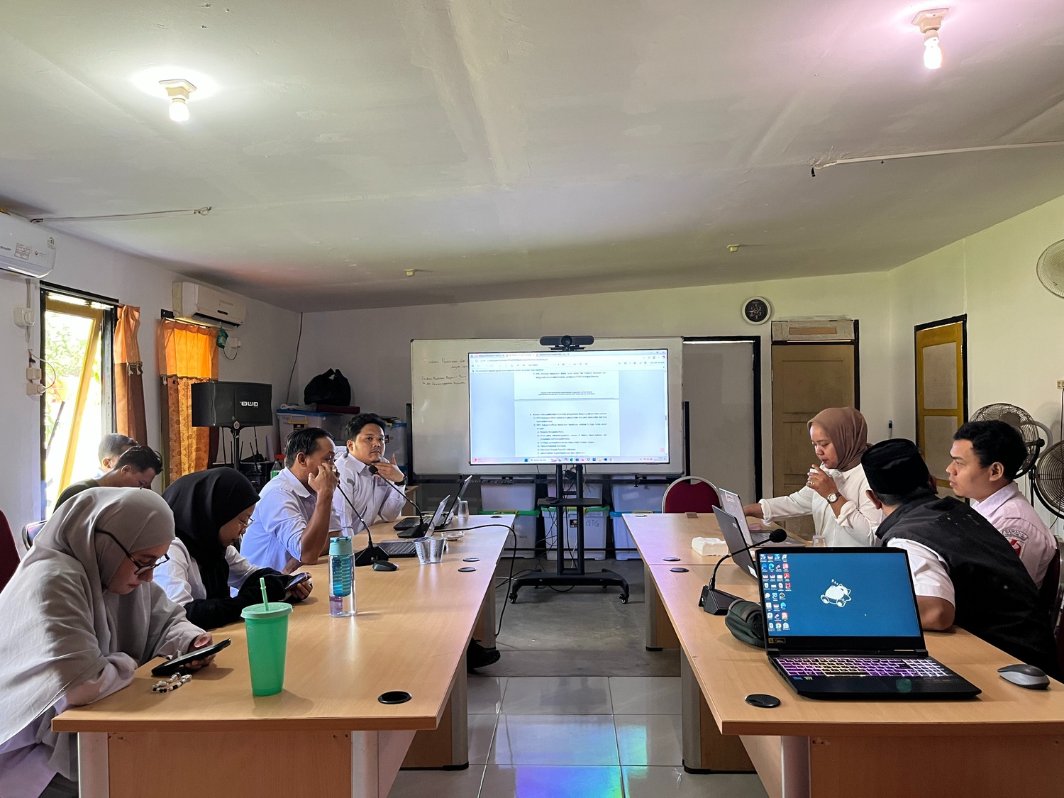 RAPAT INTERNAL