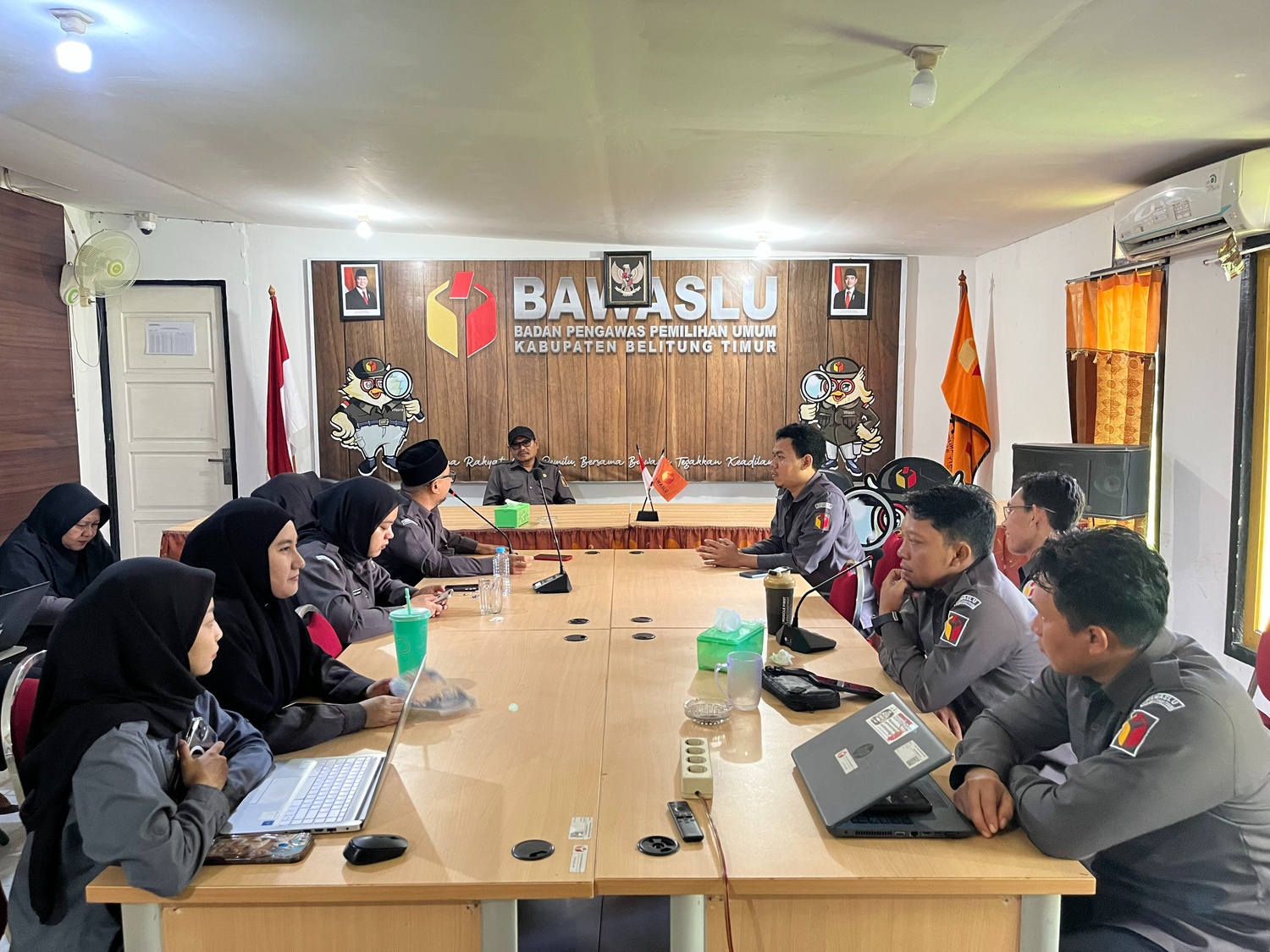 RAPAT INTERNAL