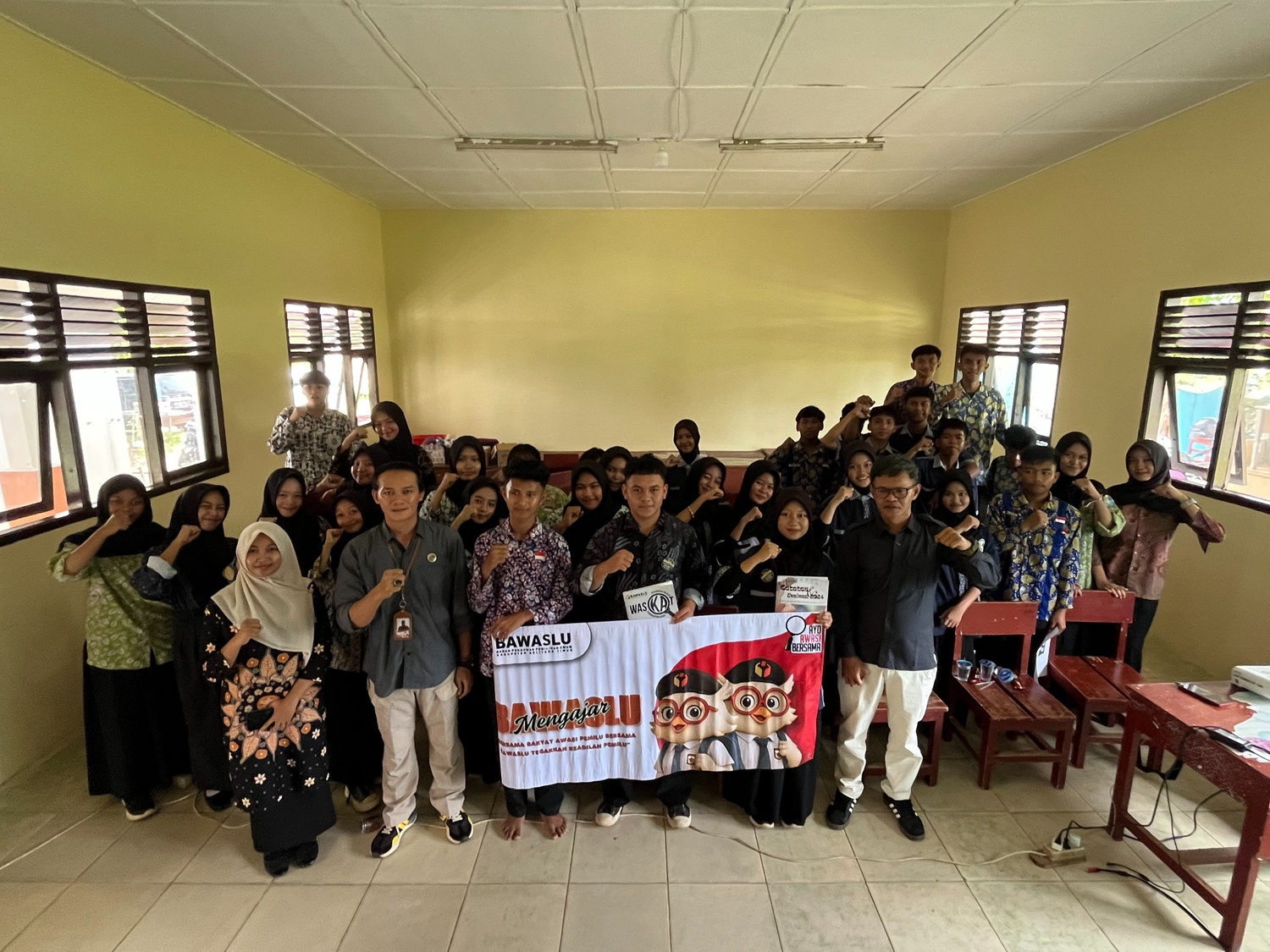Bawaslu Mengajar