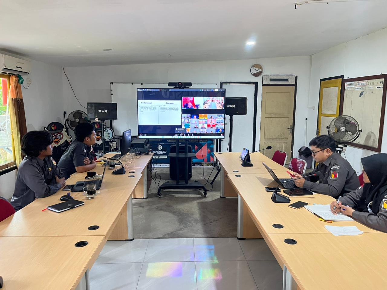 RAPAT INTERNAL