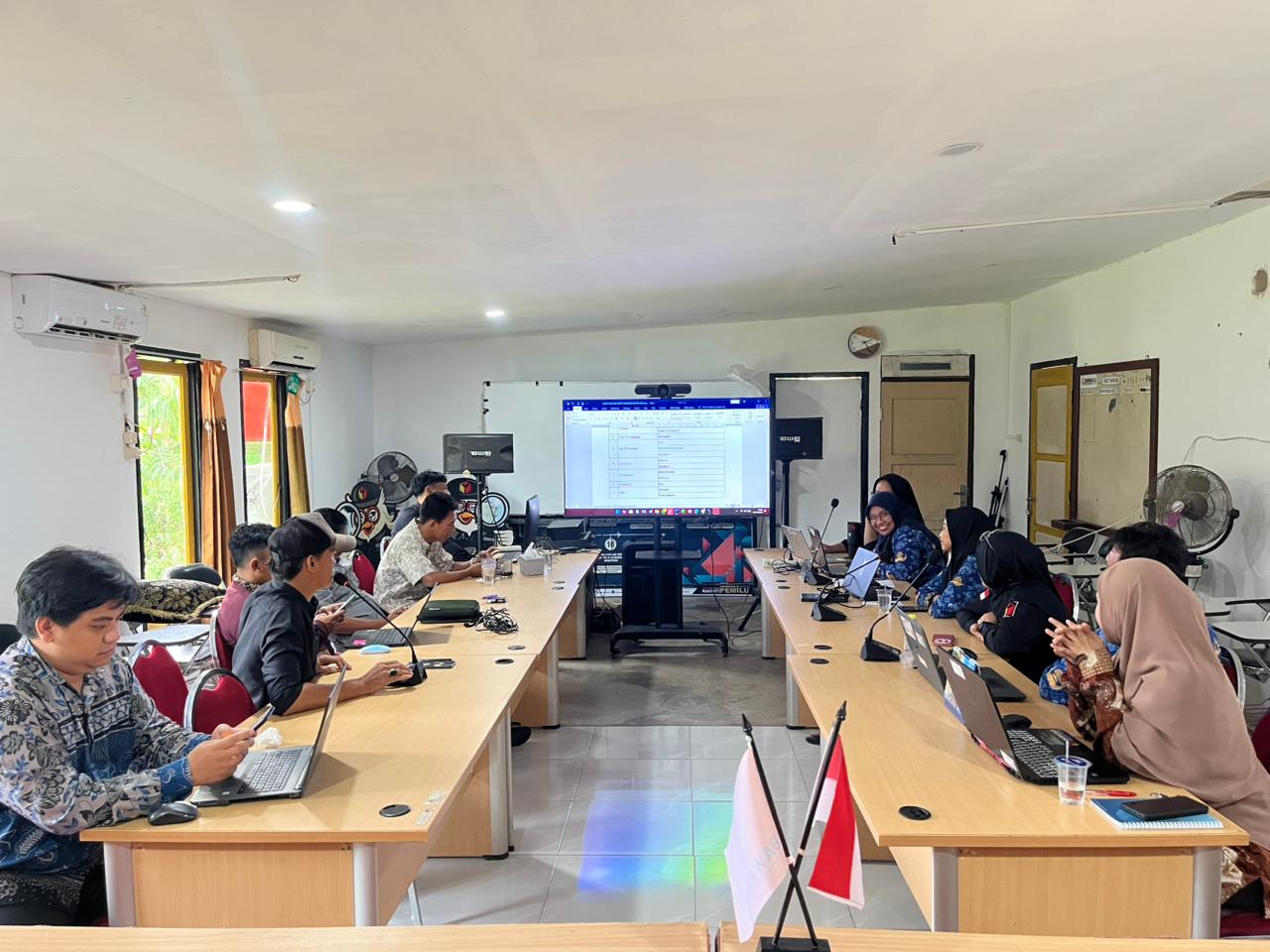 RAPAT INTERNAL