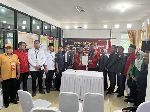 Kamarudin Muten dan Khairil Anwar